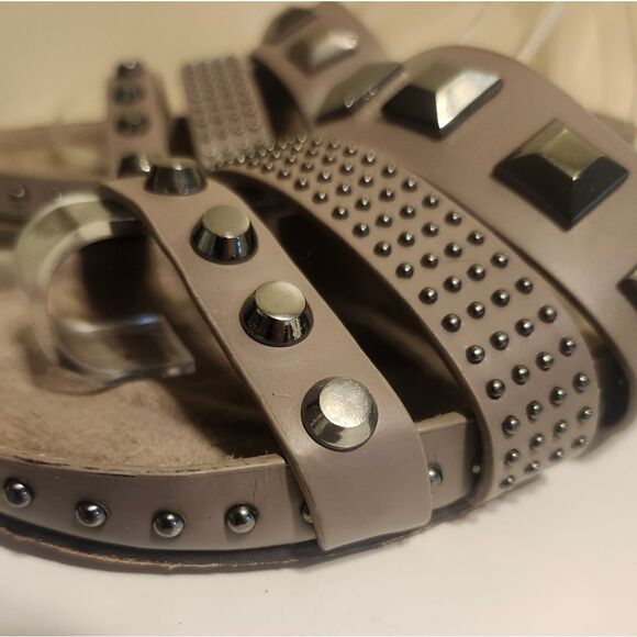 Ivy Kirzhner Gray Leather Strappy Slide Sandals w/Silver Matte studs Sz.7 $345 - Picture 4 of 11